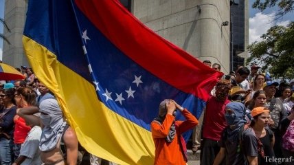 Протесты в Венесуэле: еще один человек погиб