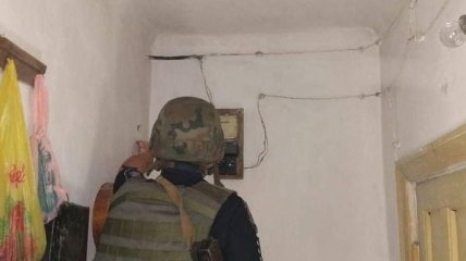 Дом пенсионерки в Золотом-4 попал под обстрел боевиков