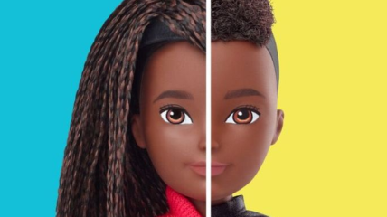 Мальчик или девочка: Компания Mattel создала гендерно-нейтральную куклу Барби