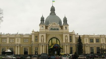 Информация о минировании вокзалов во Львове не подтвердилась