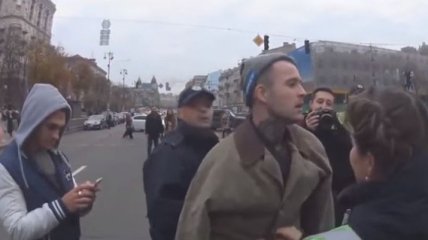 Решил проверить физподготовку полицейских: в Киеве ловили голого мужчину