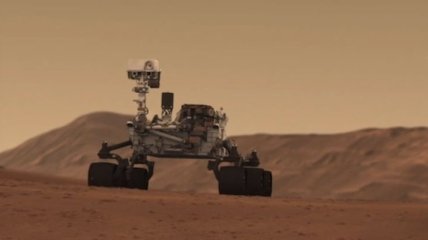 Марсоходу Curiosity удалось собрать образцы песка на Марсе