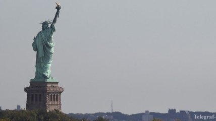 "Шатдаун" в США: Статую Свободы закрыли из-за недостатка средств