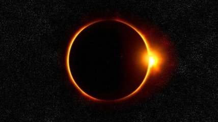 Українців попередили про "небезпечне" сонячне затемнення 