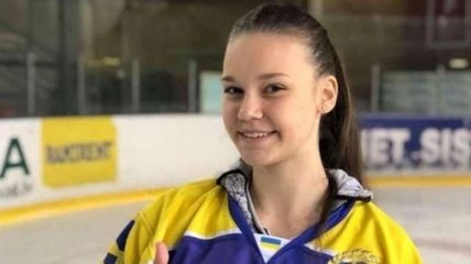 Украинская хоккеистка получила право играть в мужском чемпионате