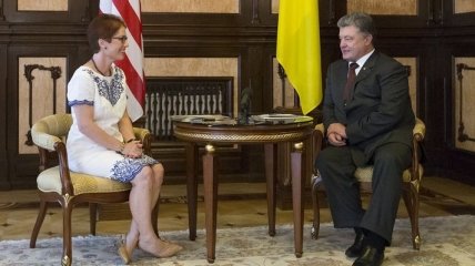 Новый посол США Йованович рассказала Порошенко о своих приоритетах в работе