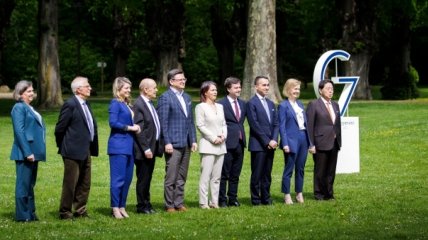 Дмитрий Кулеба на встрече с представителями G7