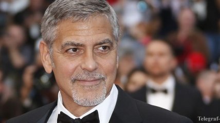 Джордж Клуни станет режиссером мини-сериала "Уловка 22"
