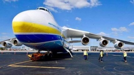Украинские самолеты в Квебеке: что означает попытка "Антонова" открыть производство в Канаде