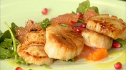 Салат из морских гребешков