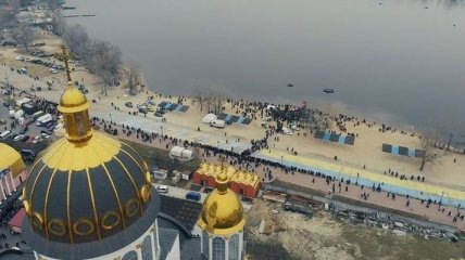 Крещение 2020: как украинцы отметили праздник (Фото и видео)