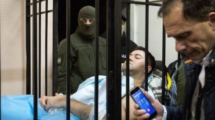 Насиров остается в зале суда до завершения срока содержания под стражей