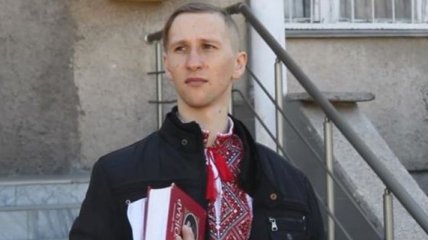 Полиция в Крыму задержала активиста за украинскую символику