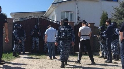 В Крыму снова обыски у крымских татар, есть задержанные