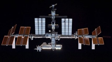 Экипаж МКС покинул станцию из-за угрозы столкновения с спутником
