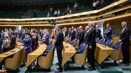 Коалиция в Нидерландах потеряла большинство из-за одного депутата