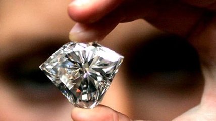 Состав и образование самых редких алмазов 