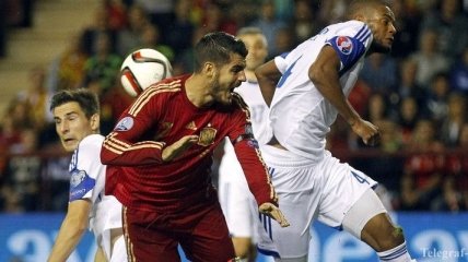 Сборные Испании и Швейцарии вышли на Евро-2016