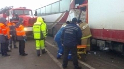 В России грузовик протаранил автобус с украинцами