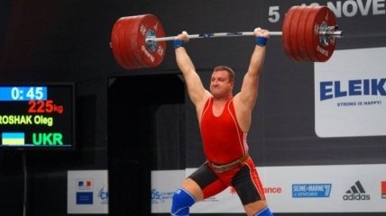 Украинец Олег Прошак стал чемпионом Европы по тяжелой атлетике