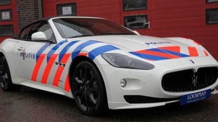 Голландские полицейские пересядут на Maserati GranCabrio