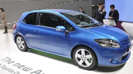 В Украине презентовали новый Toyota Auris