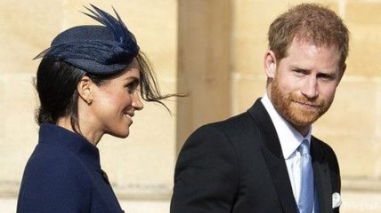 В синем платье от Givenchy: Меган Маркл на королевской свадьбе с принцем Гарри 