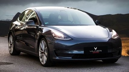 На радость поклонникам: интерьер Tesla Model 3 станет более винтажным (Фото)