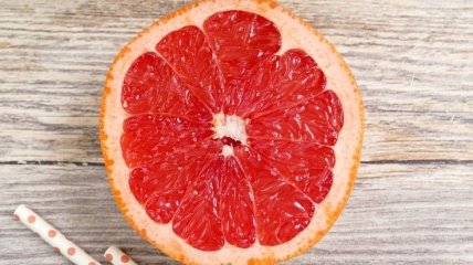 Апельсины и сладости могут навредить: от каких продуктов лучше отказаться при вирусной инфекции