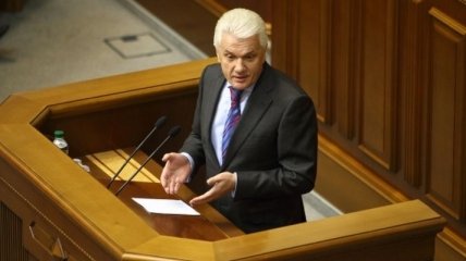 Литвин: Парламент себя совершенно дискредитировал