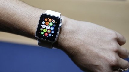 Начало продаж Apple Watch отложено