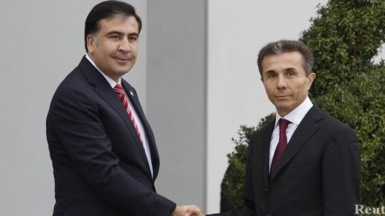 Иванишвили и Саакашвили решили вместе вести Грузию в НАТО