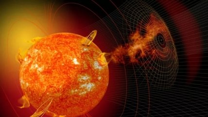 Солнце выбросило потоки корональной массы в сторону Земли