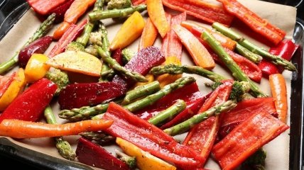 Что может быть прекрасней в холодную погоду, как не тепленькие полезные овощи из духовки?