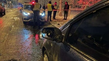 В Николаеве пьяный водитель сбил патрульную полицейскую и пытался удрать (фото)