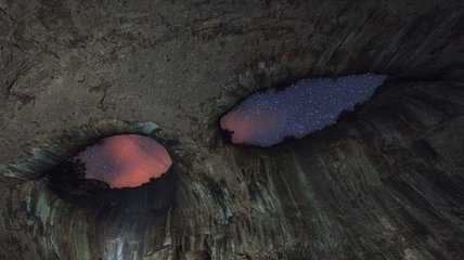 Глаза Бога: удивительная пещера Проходна в Болгарии (Фото)