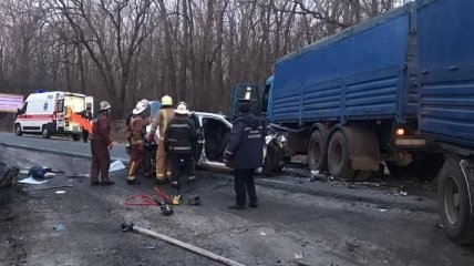 На Харьковщине в результате ДТП погибло четыре человека