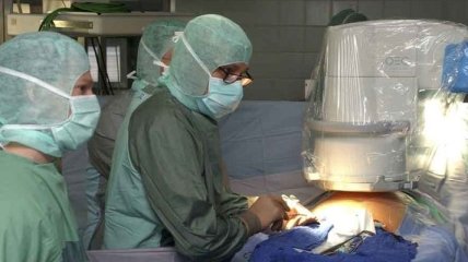 Американские хирурги удалили злокачественную опухоль весом 23 кг 