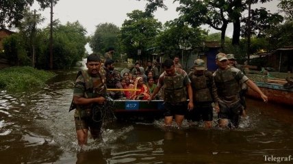 Количество жертв наводнений в Индии перевалило за сотню 