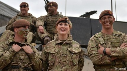 Исторический день: в Британии женщинам разрешили служить во всех родах войск