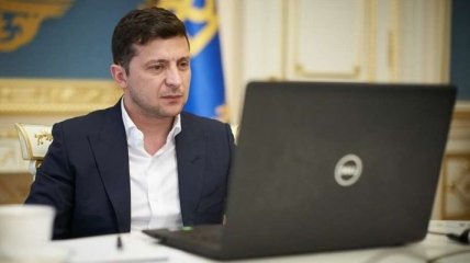 Президент пропонує звільнити від ЗНО випускників з Донбасу та Криму