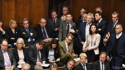 Парламент Британії проголосував за поправку про відтермінування Brexit