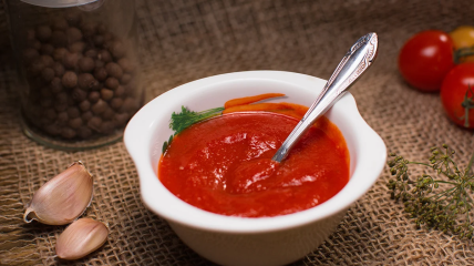 Густой томатный соус с мякотью
