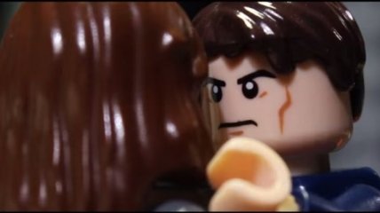 Авторы Lego воссоздали трейлер "50 оттенков серого" (Видео)