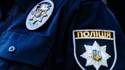 На Харьковщине двум полицейским сообщили о подозрении в совершении грабежа