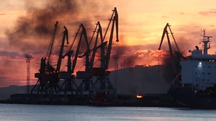 Місто розбитого скла: як виглядає Феодосія після надпотужного вибуху в порту (фото)