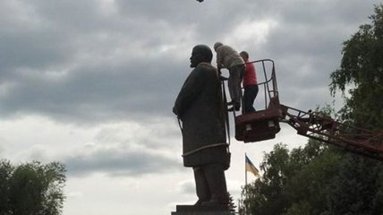 На Харьковщине демонтируют более 180 памятников
