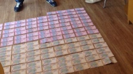 Чиновник Харьковоблэнерго попался на взятке в 48 тыс грн
