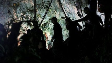 О подростках, застрявших в пещере в Таиланде, снимут фильм 
