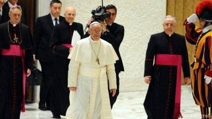 Сегодня Папа Римский проведет свою 1-ю воскресную молитву
